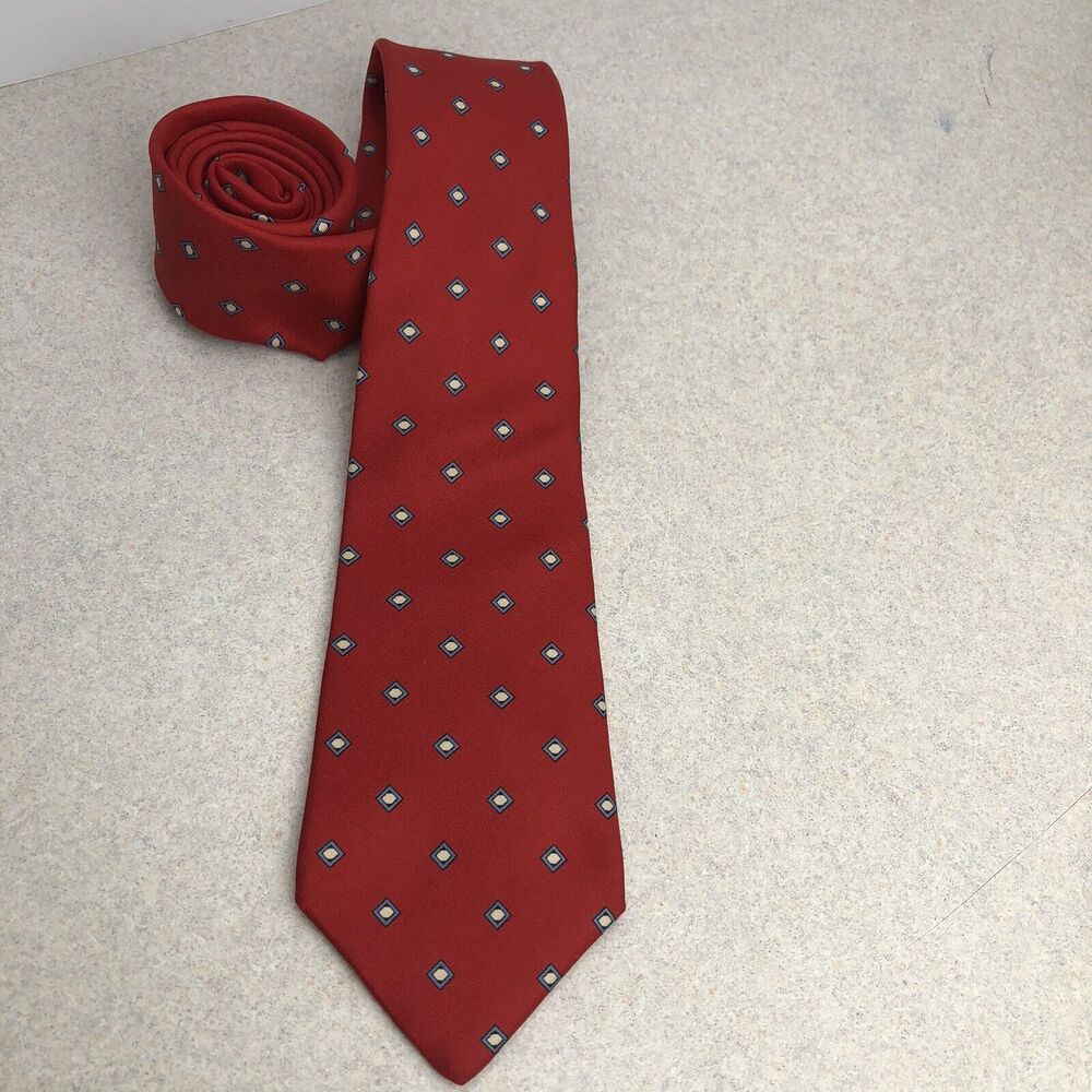 Calvin Klein Men's Neck Tie Red Geo Silk Blend 100% Silk Italy